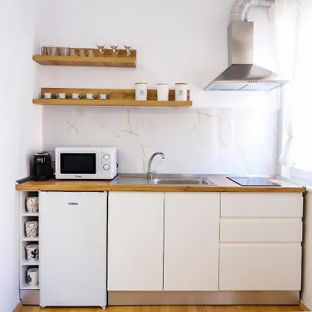 Matias Sweetest Apartment *